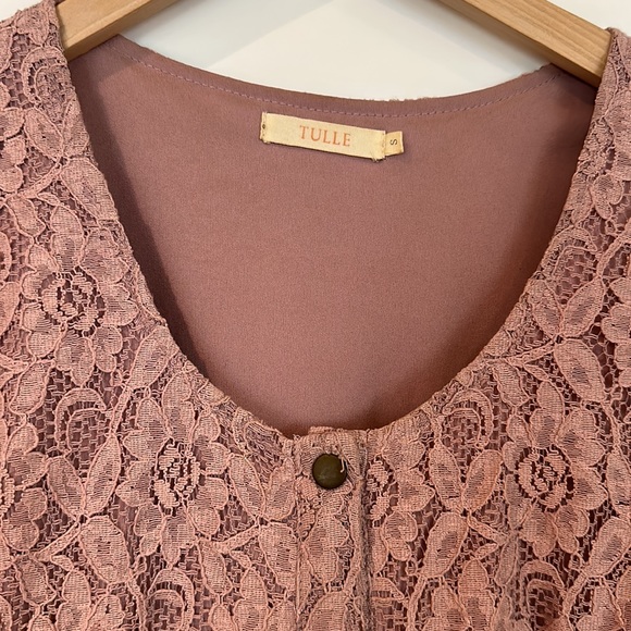 Dusty pink vintage mini dress with lace floral print - Picture 3 of 4